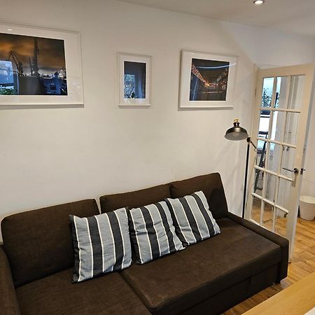 Beautiful House In The Heart Of A Golf Course. Apartment Манчестър Екстериор снимка