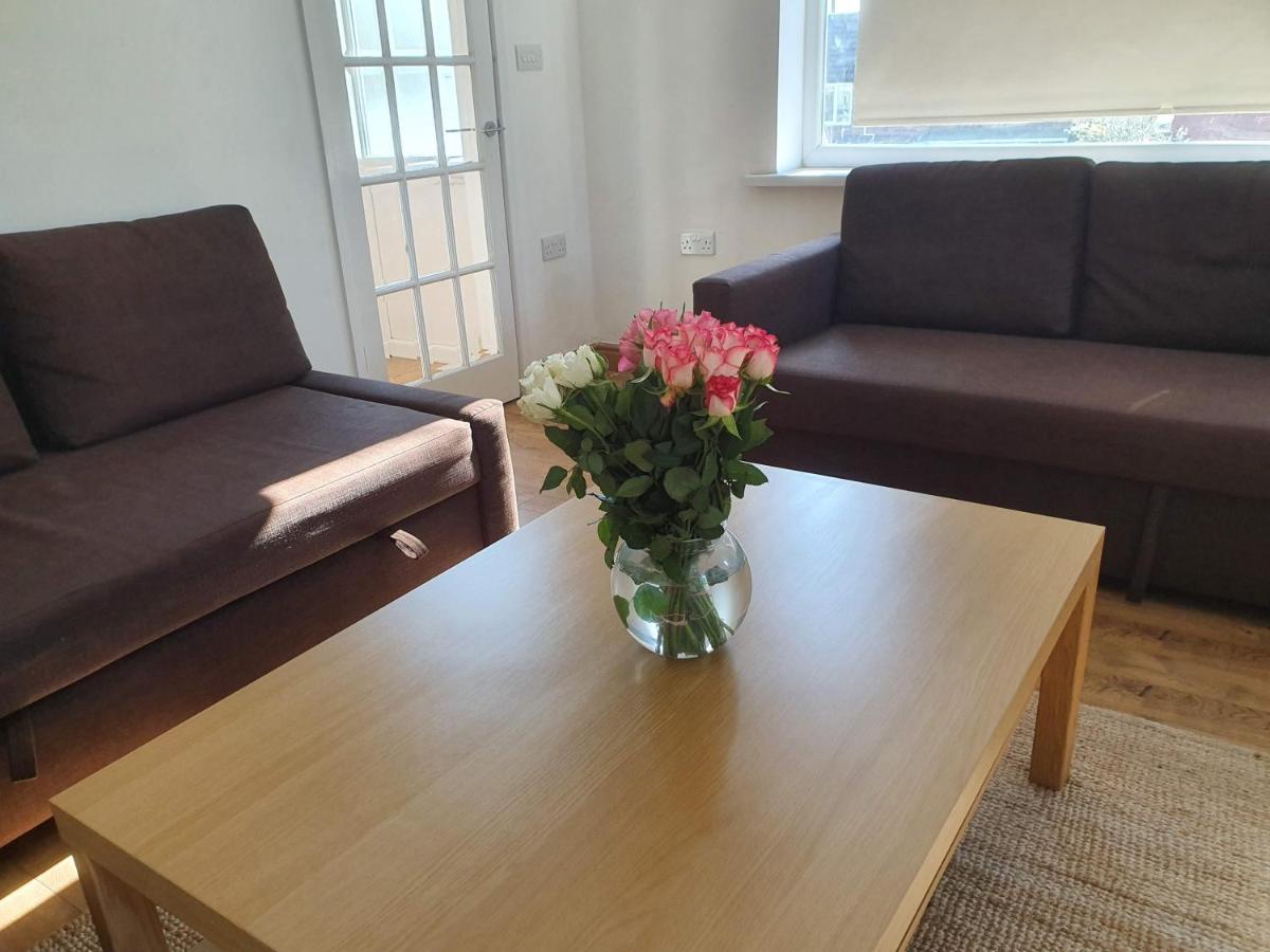 Beautiful House In The Heart Of A Golf Course. Apartment Манчестър Екстериор снимка