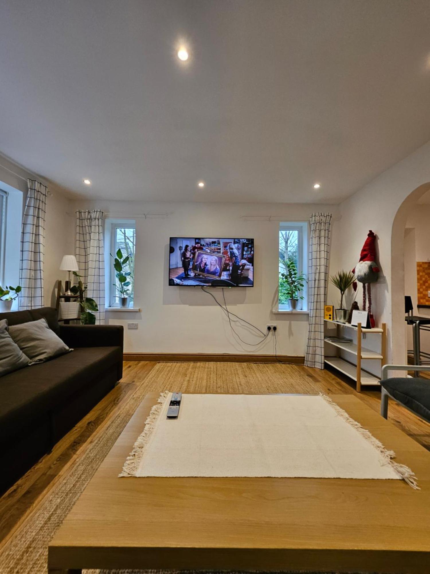 Beautiful House In The Heart Of A Golf Course. Apartment Манчестър Екстериор снимка