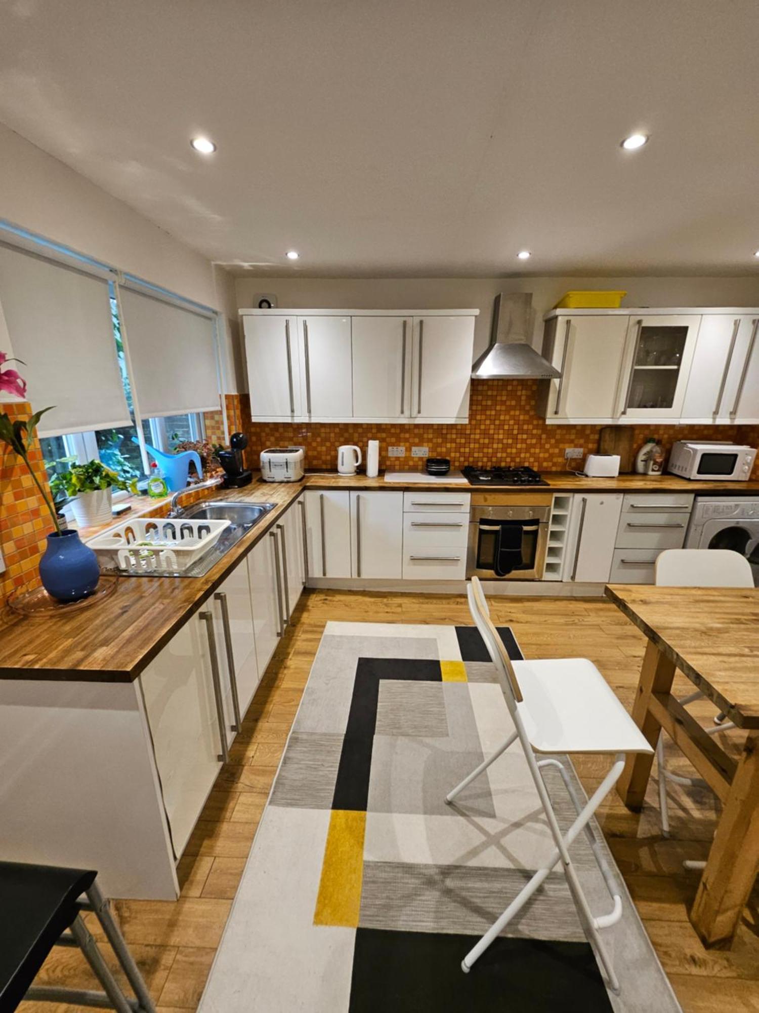 Beautiful House In The Heart Of A Golf Course. Apartment Манчестър Екстериор снимка