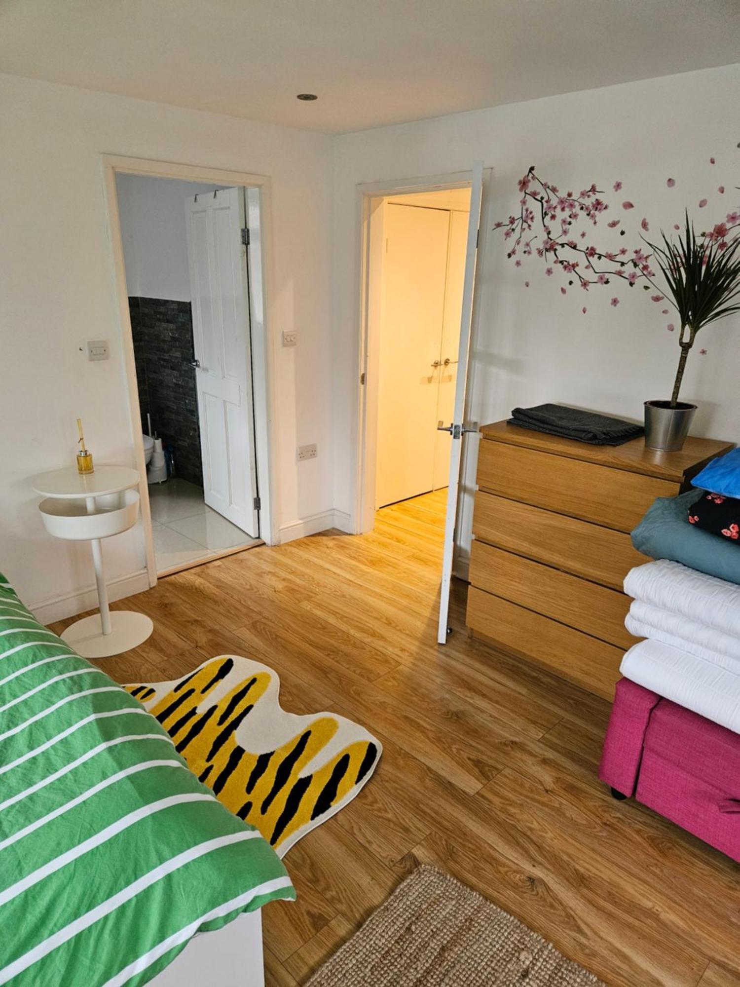 Beautiful House In The Heart Of A Golf Course. Apartment Манчестър Екстериор снимка
