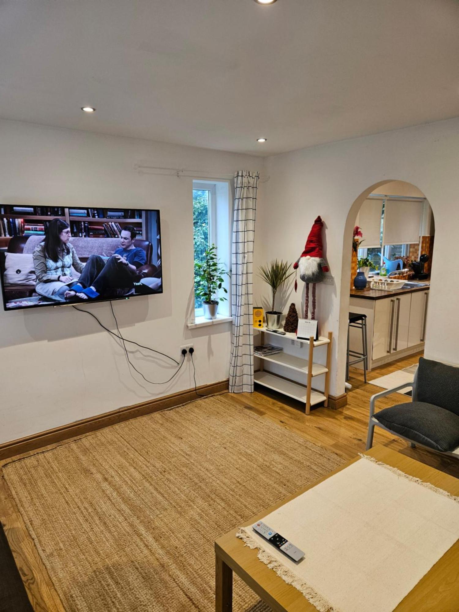 Beautiful House In The Heart Of A Golf Course. Apartment Манчестър Екстериор снимка