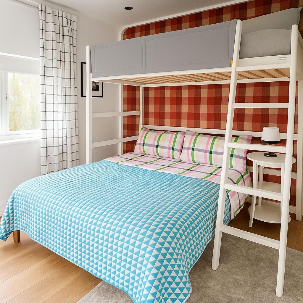 Beautiful House In The Heart Of A Golf Course. Apartment Манчестър Екстериор снимка