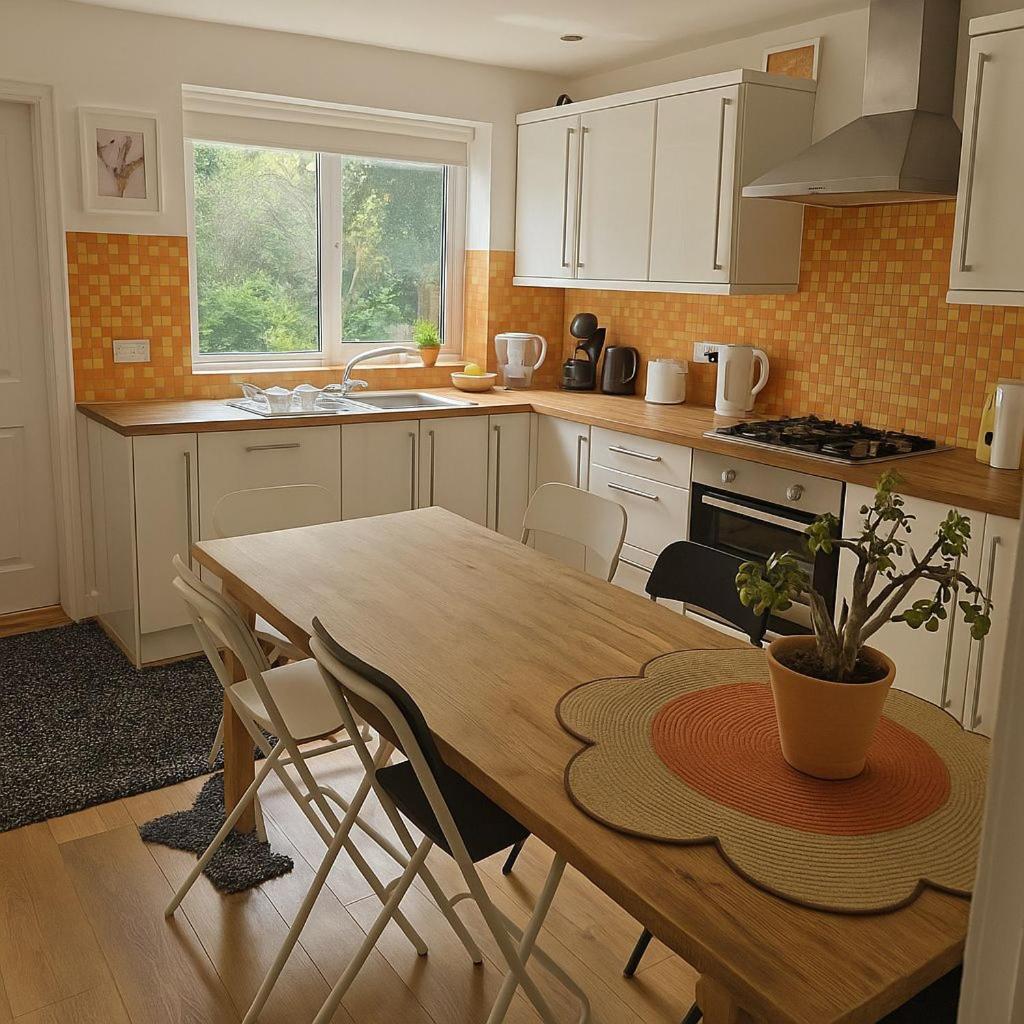 Beautiful House In The Heart Of A Golf Course. Apartment Манчестър Екстериор снимка