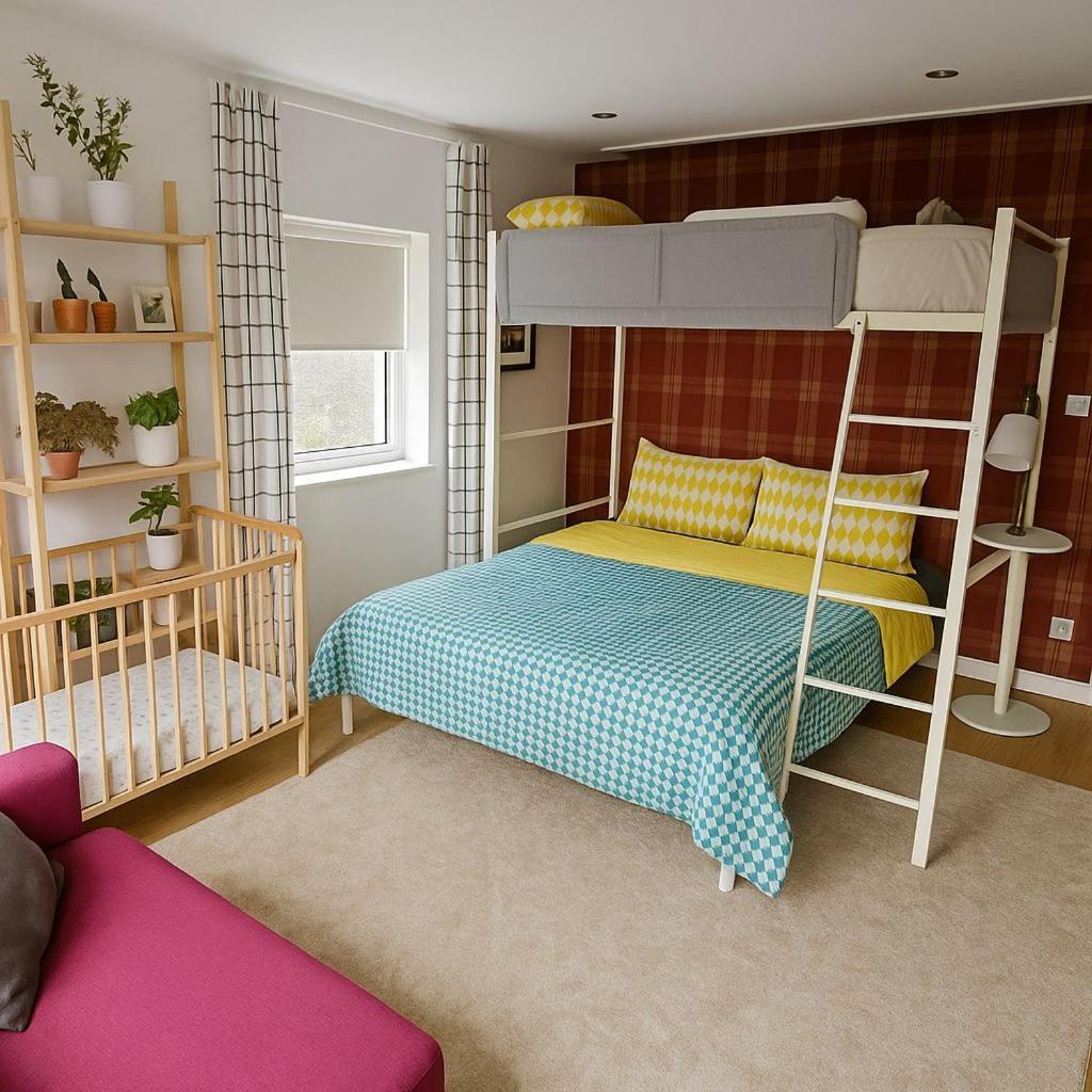 Beautiful House In The Heart Of A Golf Course. Apartment Манчестър Екстериор снимка